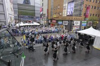 高嶺のなでしこ「美しく生きろ / 恋を知った世界」リリース記念イベントの様子。（撮影：林晋介）