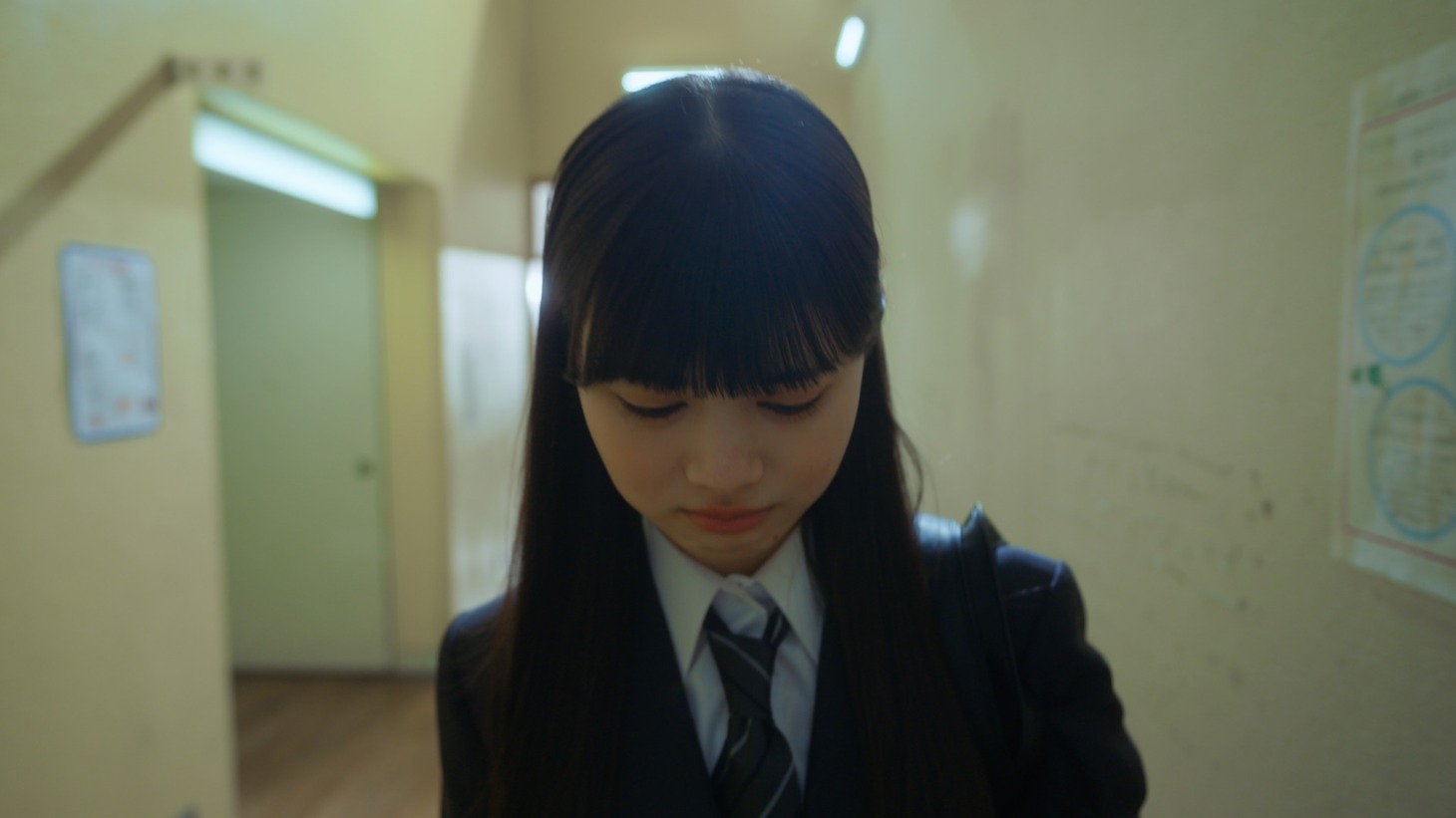 リーガルリリー「春が嫌い」ミュージックビデオより。
