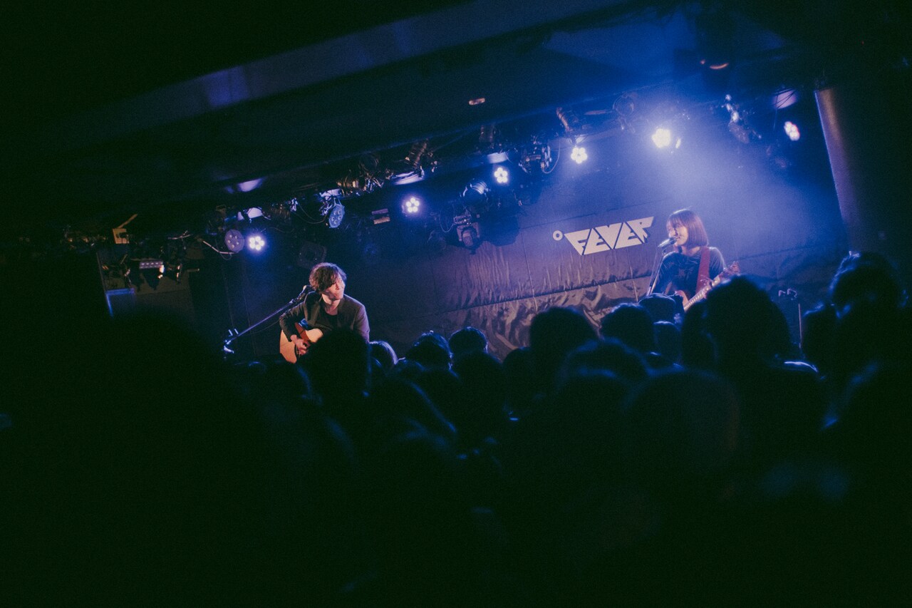矢井田瞳＆中田裕二、鰻重を食べて臨んだ初ツーマン（ライブレポート