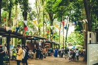 「CAMPASS」の風景。