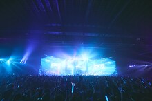 「Midnight Grand Orchestra 1st LIVE『Midnight Mission』」東京・豊洲PIT公演の様子。（撮影：鳥居洋介）(c)VIA / TOY'S FACTORY (c)2016 COVER Corp.