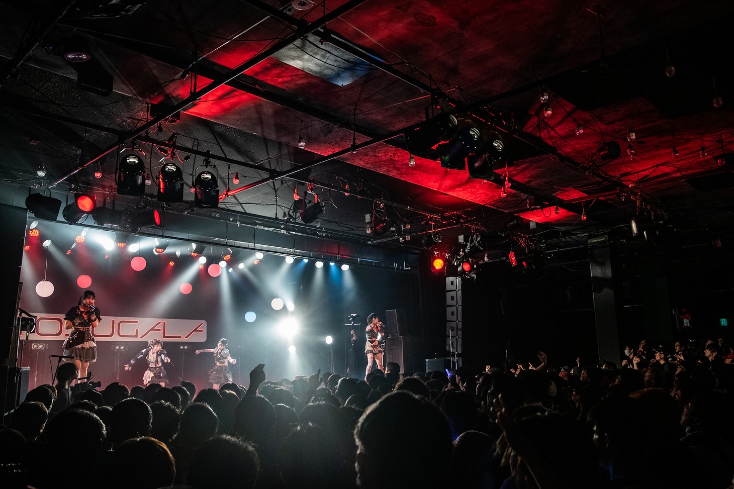 「yosugala oneman live『progress the night -LIQUIDROOM-』」の様子。