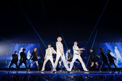 SHINee、6年ぶり東京ドームで見せた圧巻のステージ「皆さんのおかげでSHINeeはずっと生きる」