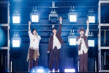 SHINee（撮影：石井亜希［田中聖太郎写真事務所］）