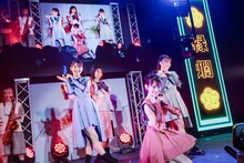 TEAM SHACHI「ライブハウスツアー2023-2024 WINTER～ライブスペクタクル！命短し、沸かせよ乙女～」東京公演の様子。（撮影：ヨシモリユウナ）