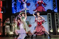TEAM SHACHI「ライブハウスツアー2023-2024 WINTER～ライブスペクタクル！命短し、沸かせよ乙女～」東京公演の様子。（撮影：ヨシモリユウナ）