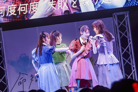 TEAM SHACHI（撮影：ヨシモリユウナ）