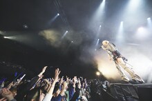 ano（撮影：鳥居洋介）