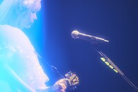 ano（撮影：鳥居洋介）