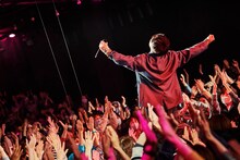 「コウヘイ」コールで大復活を遂げる堂島孝平（Photo by KEIKO TANABE）