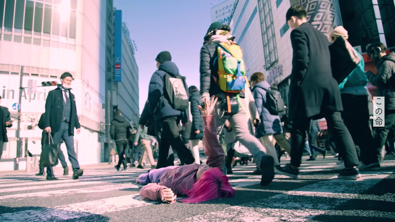 Gacharic Spinが人混みあふれる渋谷スクランブル交差点で表現したかったこと