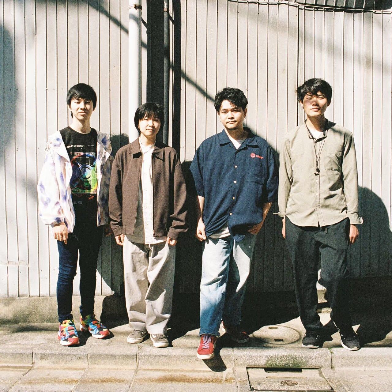 4人組バンド・プラムラム、新曲配信＆ワンマンライブ開催