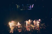 「HY 366DAYS Premium Live」の様子。（Photo by Tetsuya Yamakawa）