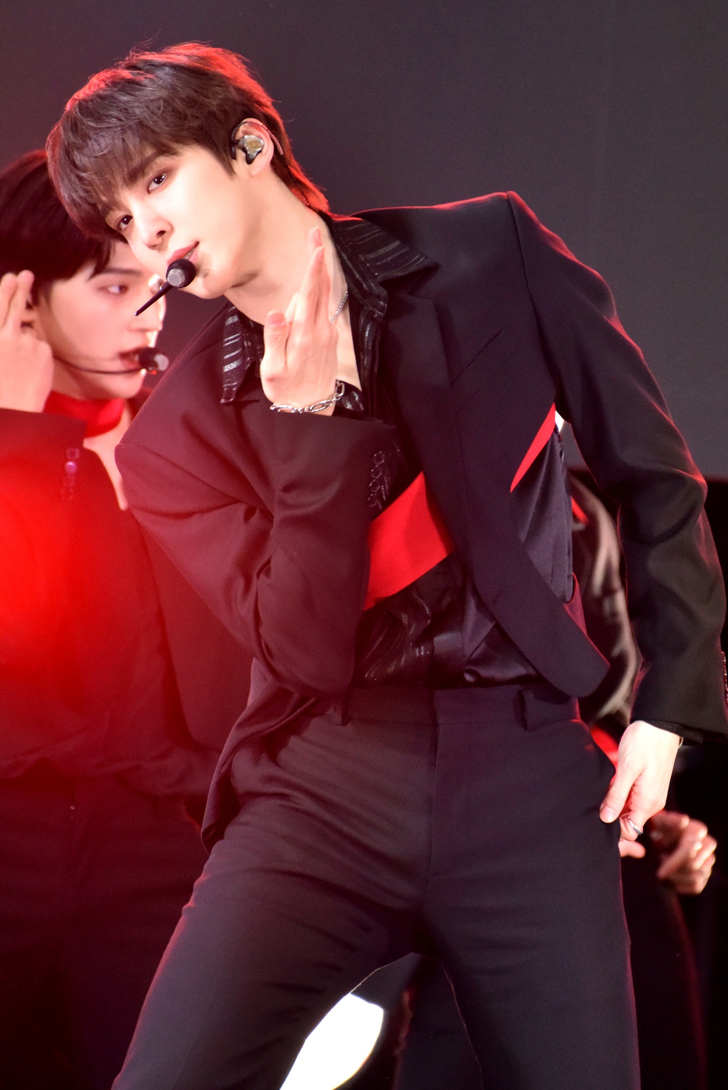 YUNHO