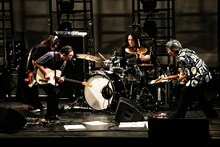 ZAZEN BOYS（撮影：菊池茂夫）