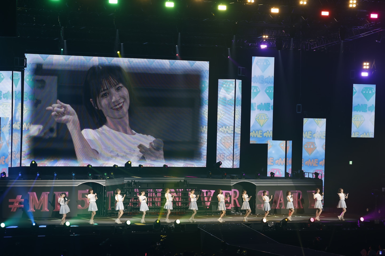「≠ME 5th ANNIVERSARY PREMIUM CONCERT」の様子。(c)YOANI