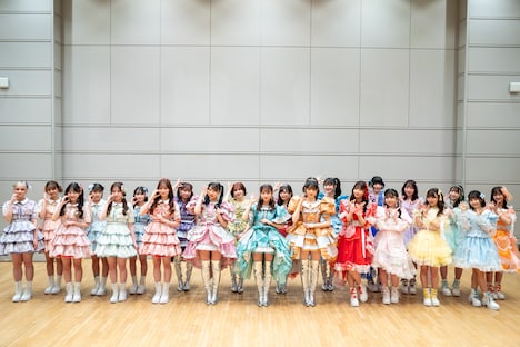 左からCANDY TUNE、FRUITS ZIPPER、SWEET STEADY。