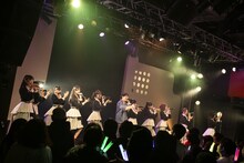 「可愛くてごめん」でコラボする高嶺のなでしこと星野一成。（Photo by MAYUMI）