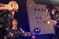 fishbowl（Photo by MAYUMI）