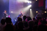 fishbowl（Photo by MAYUMI）