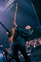 川原創馬（B, Cho）（Photo by MASANORI FUJIKAWA）