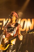 真島昌利（G）（撮影：柴田恵理）