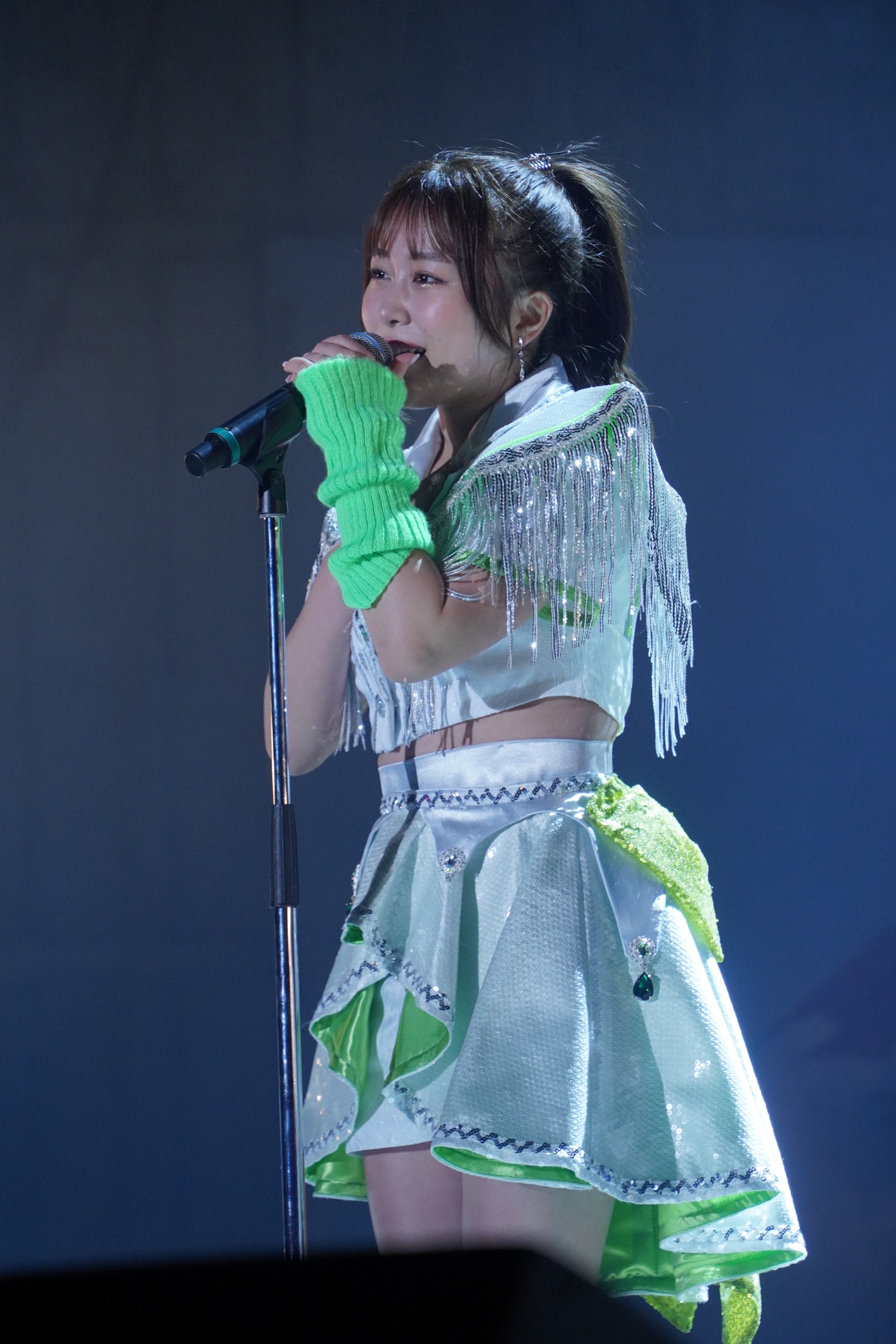 島崎友莉亜