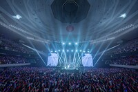 「オーイシ武道館」の様子。(c)円谷プロ (c)2023 TRIGGER・雨宮哲／「劇場版グリッドマンユニバース」製作委員会