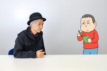 ステージ上での経験を語る大槻ケンヂさん。