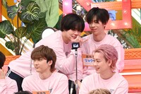 収録スタート直前、小型カメラで遊ぶカイとリョウガ。