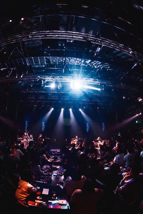 「WANIMA 1Time Acoustic Live」3月6日大阪・Billboard Live OSAKA［2nd］ 公演の様子。（Photo by Jon…）