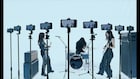 羊文学の新作MVは10台以上のスマートフォンで撮影、スマホ依存の葛藤歌った「Addiction」