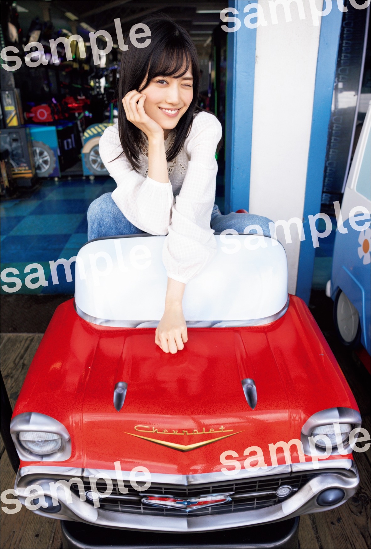 山下美月の2nd写真集「ヒロイン」くまざわ書店限定ポストカード サンプル（撮影：須江隆治[See]）