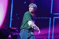 HUENINGKAI (P)&(C) BIGHIT MUSIC