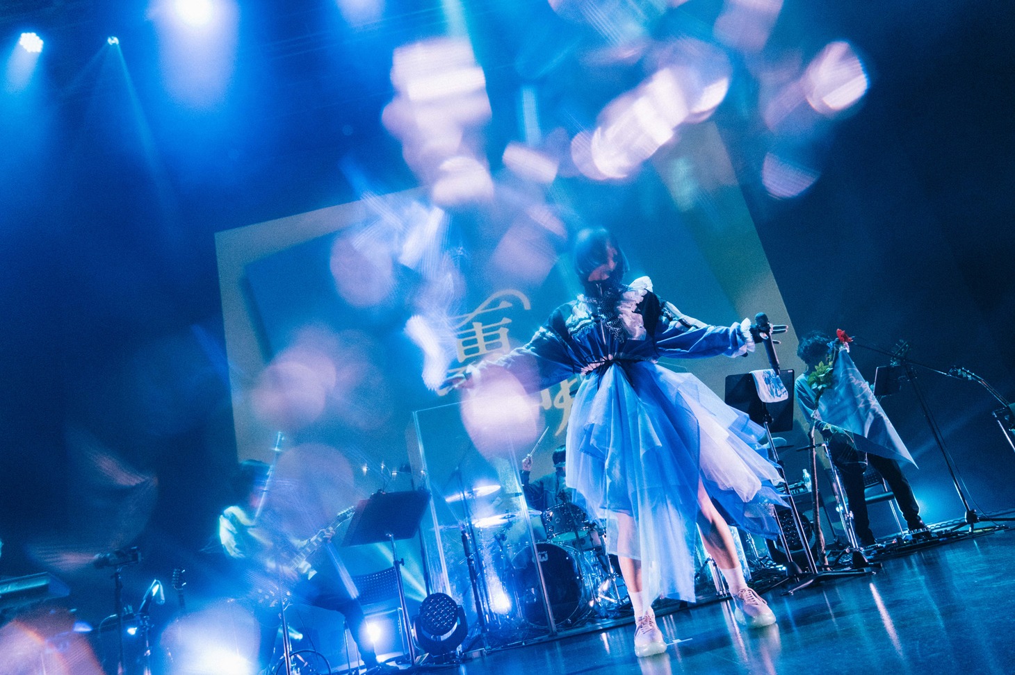 「三月のパンタシア LIVE 2024『ブルーアワーを飛び越えて』」の様子。（Photo by Kana Tarumi）