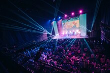 「三月のパンタシア LIVE 2024『ブルーアワーを飛び越えて』」の様子。（Photo by Kana Tarumi）