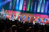 THE SUPER FRUIT（撮影：上溝恭香）