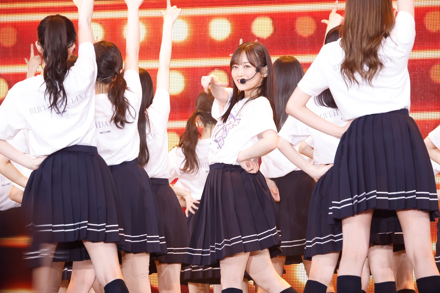乃木坂46「チャンスは平等」初披露の様子。 (c)乃木坂46LLC