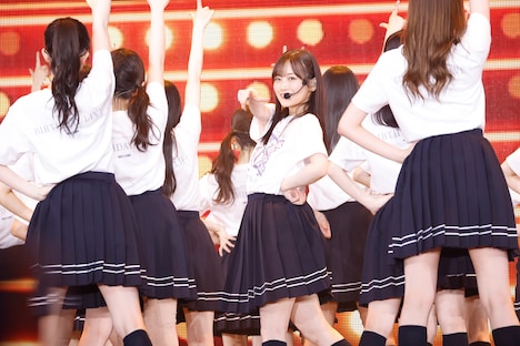乃木坂46「チャンスは平等」初披露の様子。 (c)乃木坂46LLC