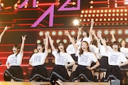 乃木坂46 (c)乃木坂46LLC