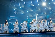 乃木坂46 (c)乃木坂46LLC