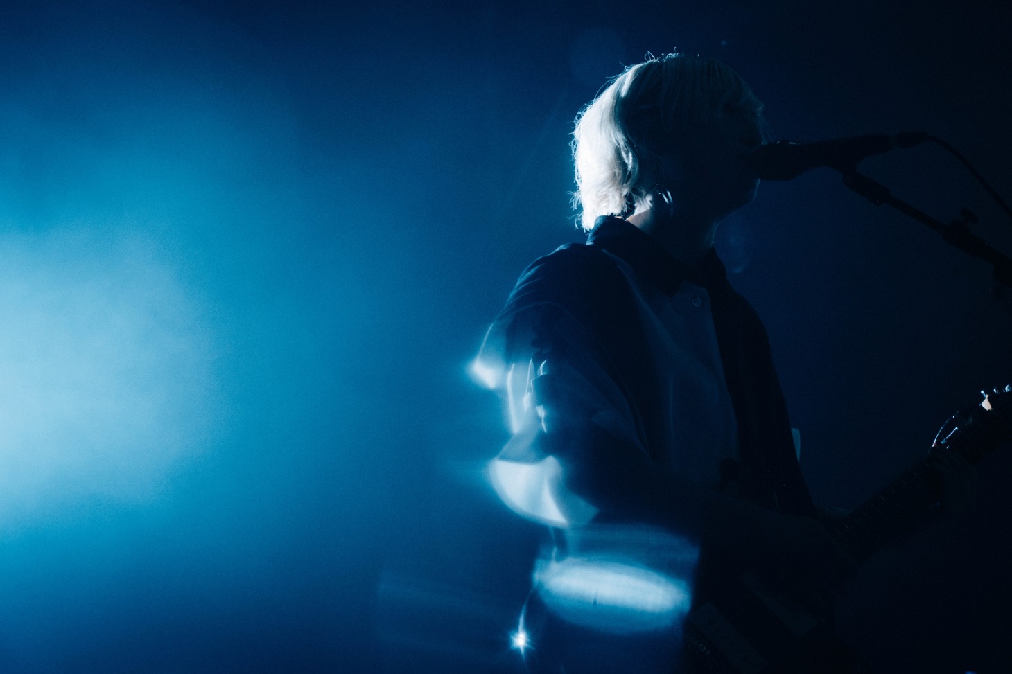 片桐（Vo, G / Hakubi）（Photo by Kana Tarumi）