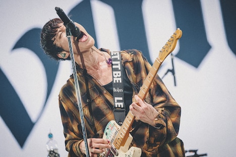 牧達弥(Vo, G / go!go!vanillas)(撮影:西槇太一)