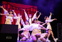 「ラフ×ラフ 1st Anniversary LIVE ～ わたしアイドルになりたい ～」の様子。
