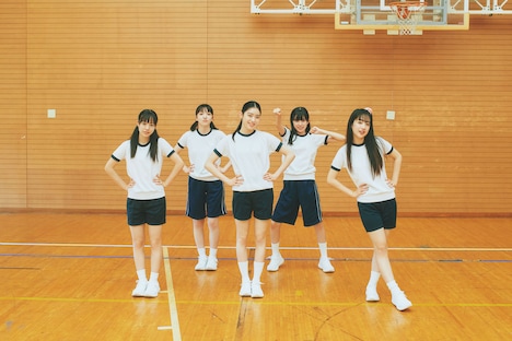 「私立恵比寿中学 低学年メンバー OFFICIAL PHOTOBOOK」より。