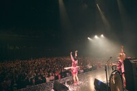 「CHAI JAPAN TOUR 2024『We The CHAI Tour!』」東京・EX THEATER ROPPONGI公演の様子。（Photo by Yoshio Nakaiso）