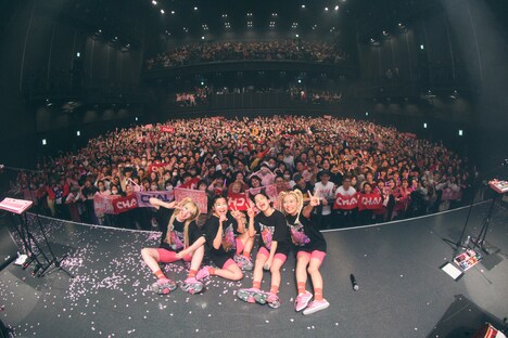 「CHAI JAPAN TOUR 2024『We The CHAI Tour!』」東京・EX THEATER ROPPONGI公演の様子。（Photo by Yoshio Nakaiso）