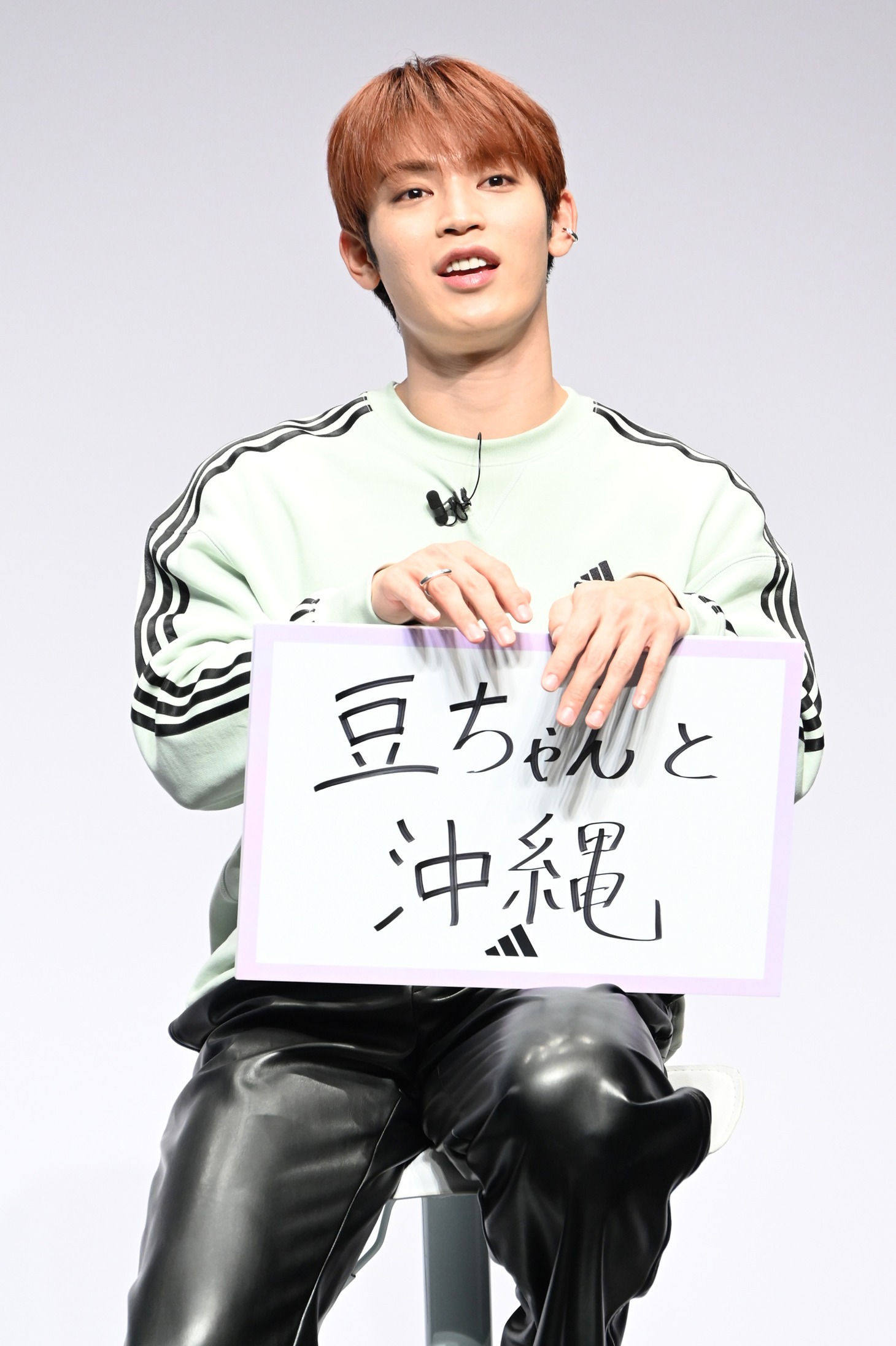 豆原一成との沖縄合宿の構想を饒舌に語る與那城奨（JO1）。