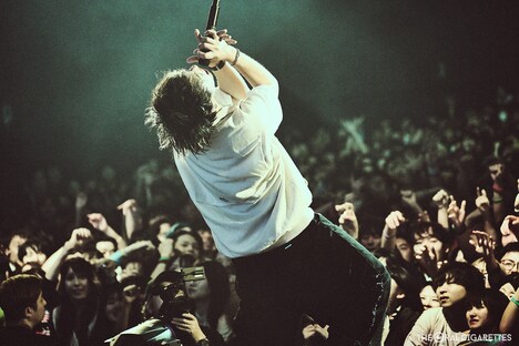 山中拓也（Vo, G / THE ORAL CIGARETTES）（Photo by Ryotaro Kawashima）