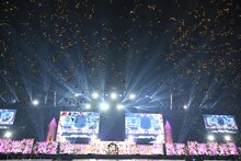 「柏木由紀卒業コンサート ～17年間、歩いて来たこの道～supported by イモトのWiFi」の様子。(c)AKB48